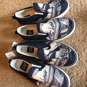 Super cute shark boat shoes! Size 13